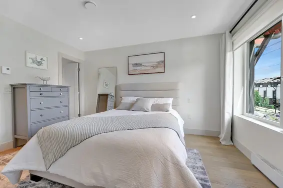 6 632 East 3rd Street, North Vancouver For Sale - image 25