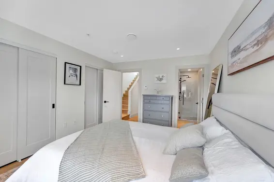 6 632 East 3rd Street, North Vancouver For Sale - image 26