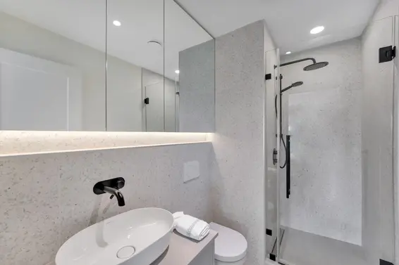 6 632 East 3rd Street, North Vancouver For Sale - image 27