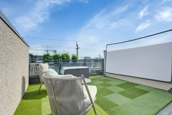 6 632 East 3rd Street, North Vancouver For Sale - image 35