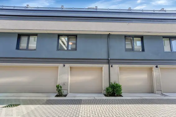6 632 East 3rd Street, North Vancouver For Sale - image 39