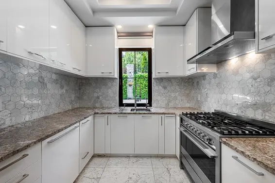 558 Glenross Road, West Vancouver For Sale - image 14