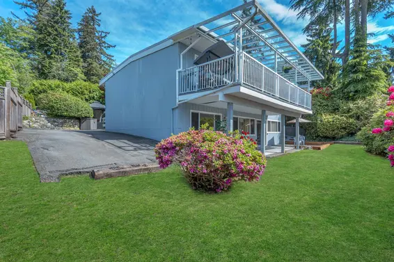 693 Plymouth Drive, North Vancouver For Sale - image 3