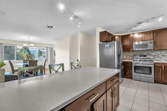 693 Plymouth Drive, North Vancouver For Sale - image 5