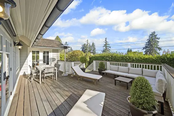 4075 Rose Crescent, West Vancouver For Sale - image 17