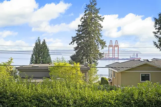 4075 Rose Crescent, West Vancouver For Sale - image 7