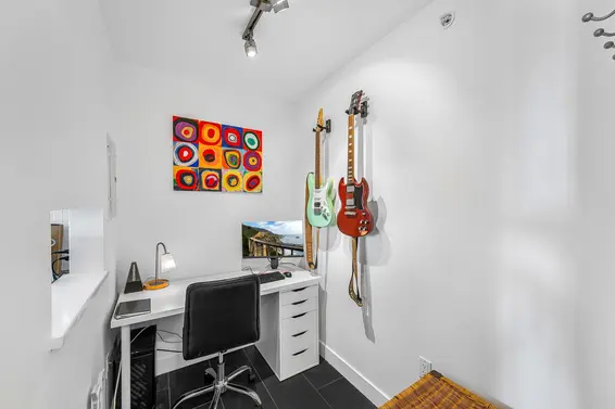 503 124 West 1st Street, North Vancouver For Sale - image 9