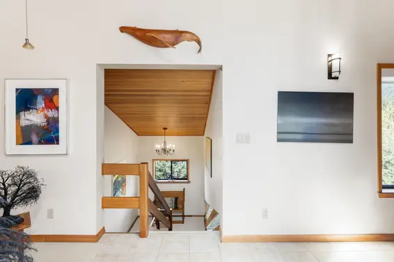 120 Mountain Drive, Lions Bay For Sale - image 20