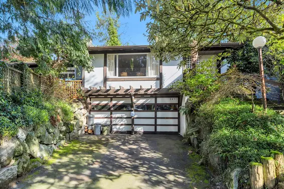 2493 Haywood Avenue, West Vancouver