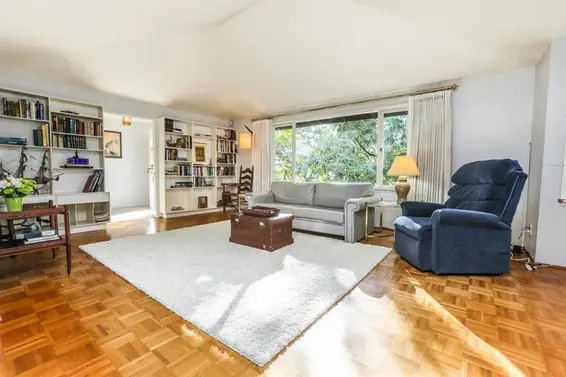 2493 Haywood Avenue, West Vancouver For Sale - image 4