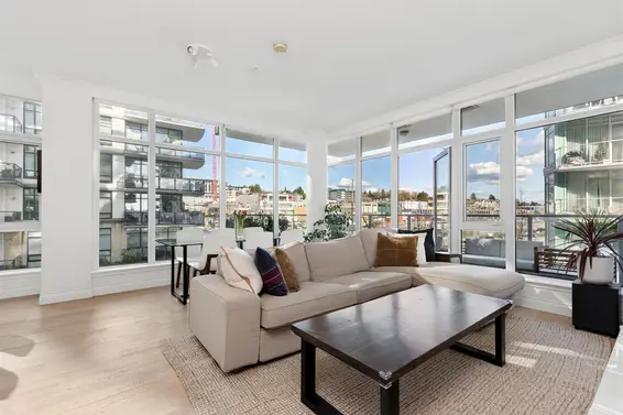 409 185 Victory Ship Way, North Vancouver For Sale - image 10