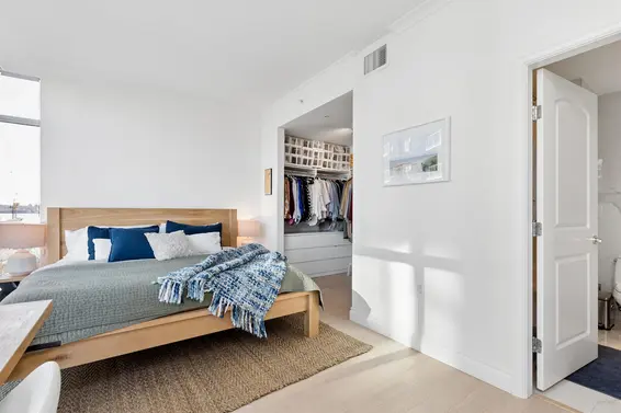 409 185 Victory Ship Way, North Vancouver For Sale - image 17