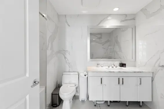 409 185 Victory Ship Way, North Vancouver For Sale - image 19