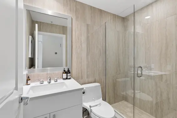 409 185 Victory Ship Way, North Vancouver For Sale - image 25