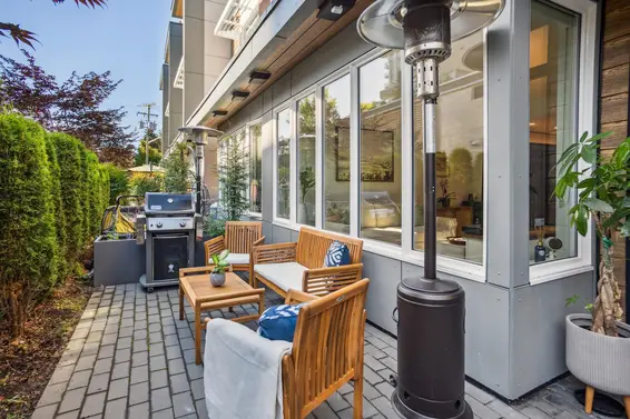 105 2060 Curling Road, North Vancouver