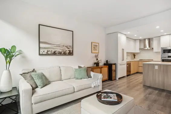105 2060 Curling Road, North Vancouver For Sale - image 11