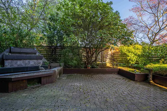 102 747 17th Street, West Vancouver For Sale - image 15