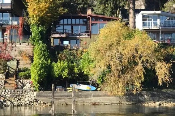 4737 Strathcona Road, North Vancouver