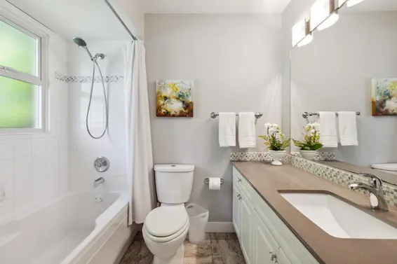 5766 Cranley Drive, West Vancouver For Sale - image 25