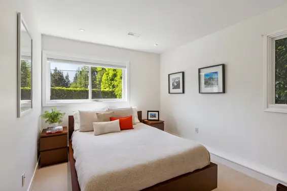 5766 Cranley Drive, West Vancouver For Sale - image 27