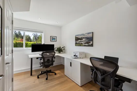 5766 Cranley Drive, West Vancouver For Sale - image 33