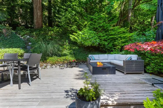 5766 Cranley Drive, West Vancouver For Sale - image 35
