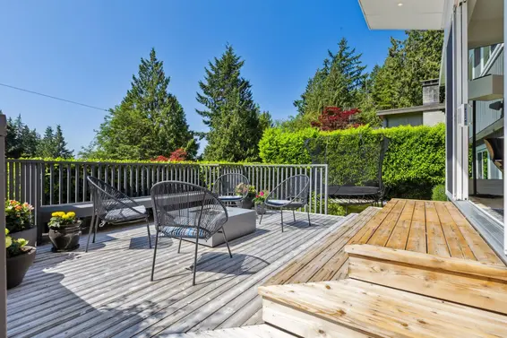 5766 Cranley Drive, West Vancouver For Sale - image 5