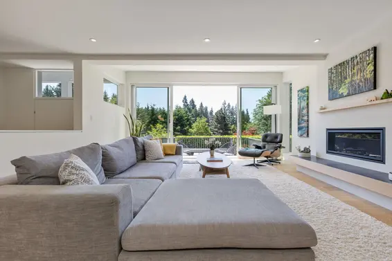 5766 Cranley Drive, West Vancouver For Sale - image 7