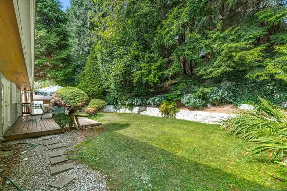 1202 Bracknell Crescent, North Vancouver For Sale - image 34