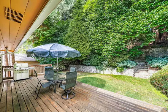 1202 Bracknell Crescent, North Vancouver For Sale - image 35