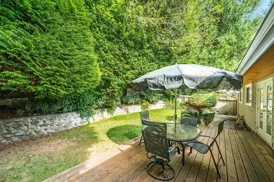 1202 Bracknell Crescent, North Vancouver For Sale - image 36