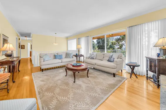 1202 Bracknell Crescent, North Vancouver For Sale - image 5