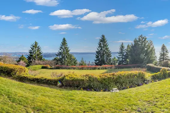 11 2238 Folkestone Way, West Vancouver For Sale - image 10