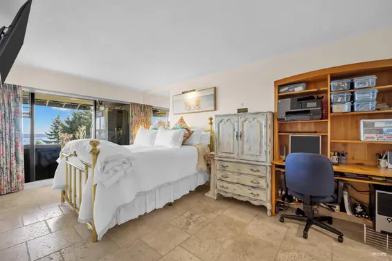 11 2238 Folkestone Way, West Vancouver For Sale - image 20