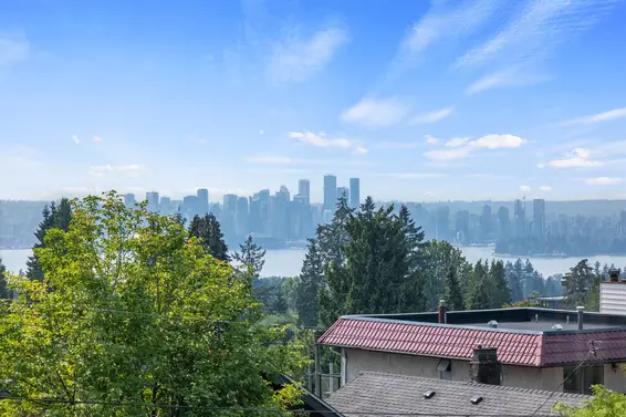 261 East Queens Road, North Vancouver For Sale - image 29