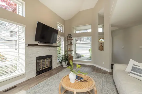 863 Roche Point Drive, North Vancouver For Sale - image 5