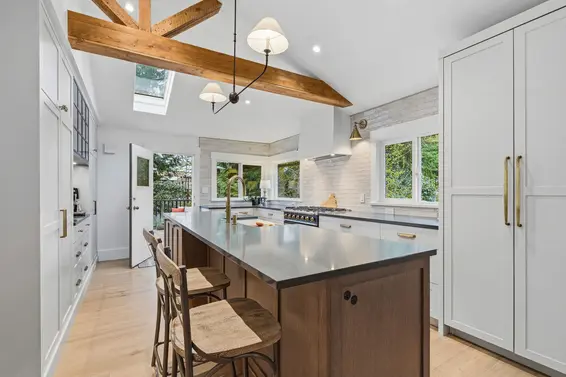 1335 Ridgewood Drive, North Vancouver For Sale - image 11