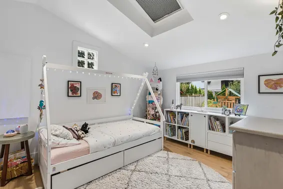 1335 Ridgewood Drive, North Vancouver For Sale - image 23