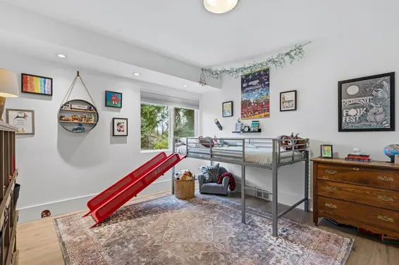 1335 Ridgewood Drive, North Vancouver For Sale - image 25