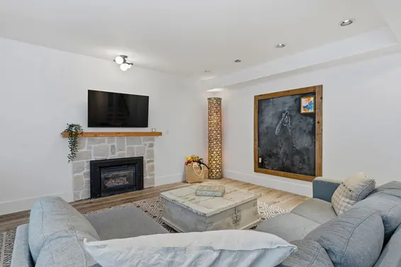 1335 Ridgewood Drive, North Vancouver For Sale - image 29