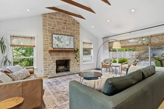 1335 Ridgewood Drive, North Vancouver For Sale - image 6