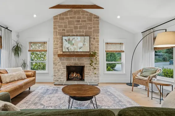 1335 Ridgewood Drive, North Vancouver For Sale - image 7