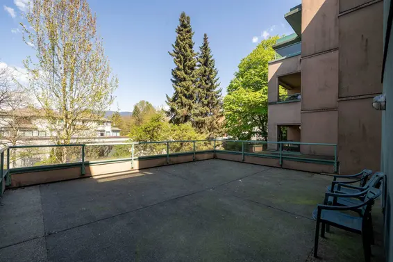 207 223 Mountain Highway, North Vancouver For Sale - image 13