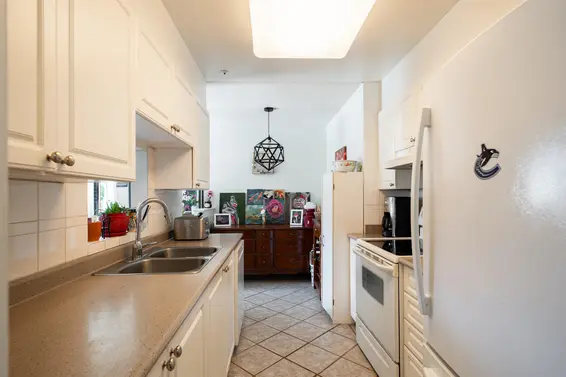 207 223 Mountain Highway, North Vancouver For Sale - image 6
