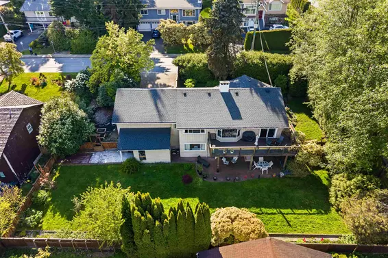998 Fairway Drive, North Vancouver For Sale - image 4