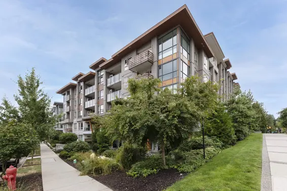 110 2663 Library Lane, North Vancouver