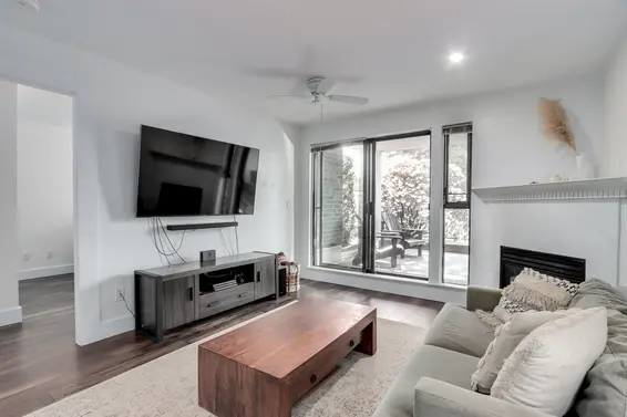 105 175 East 10th Street, North Vancouver For Sale - image 3