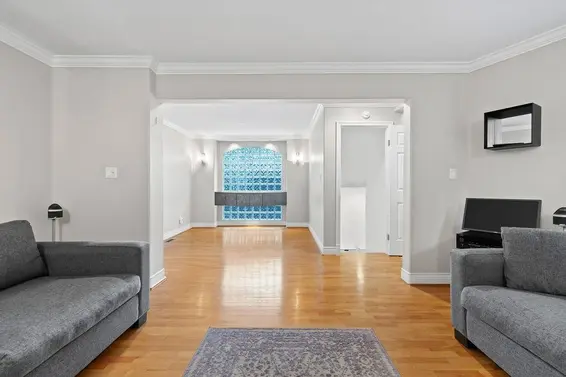 3998 Phyllis Road, North Vancouver For Sale - image 14