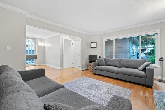 3998 Phyllis Road, North Vancouver For Sale - image 17