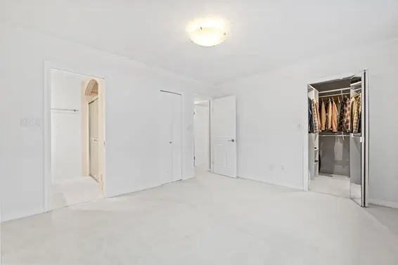 3998 Phyllis Road, North Vancouver For Sale - image 22